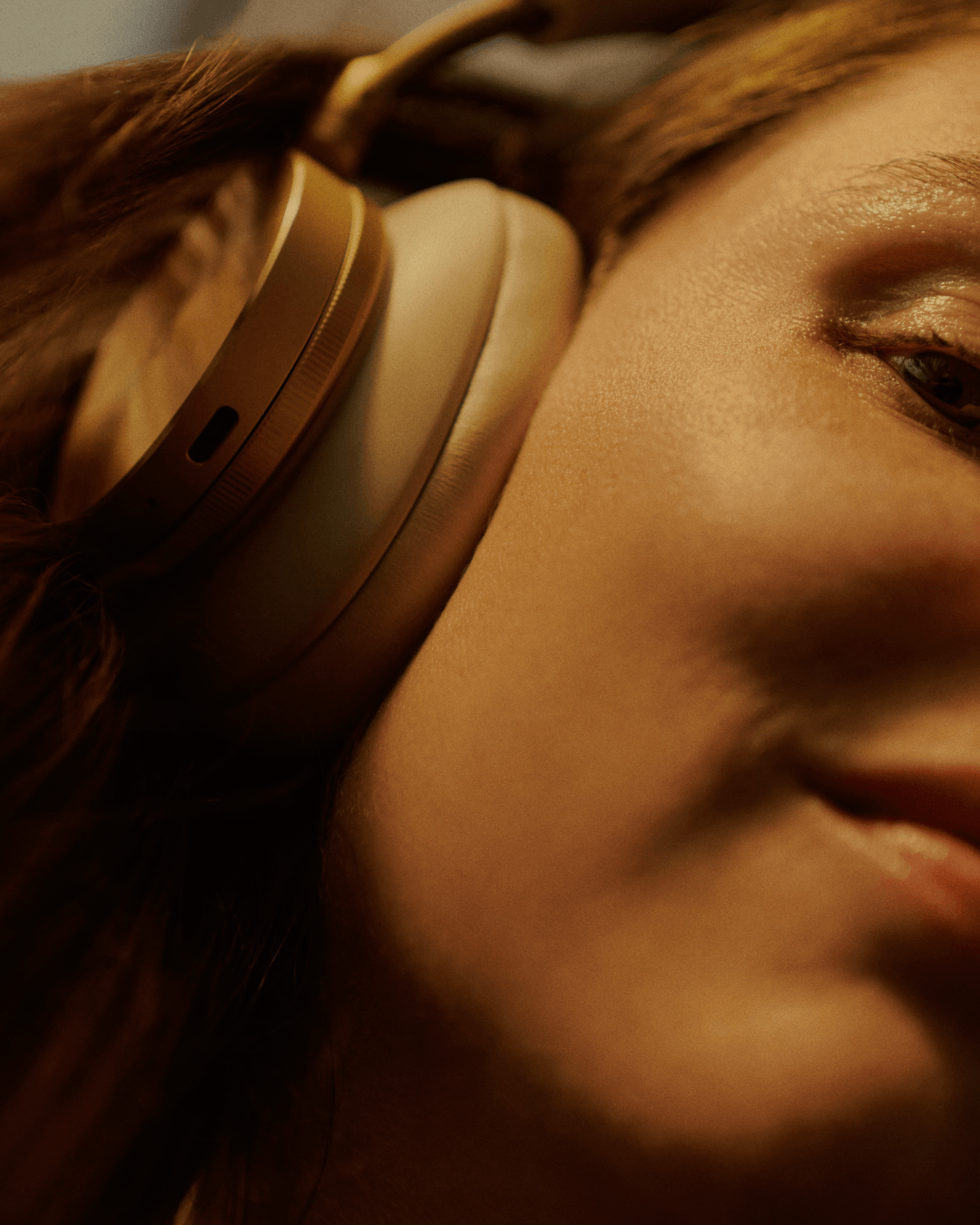 BANG & OLUFSEN — THE GIFT OF_____ — 9